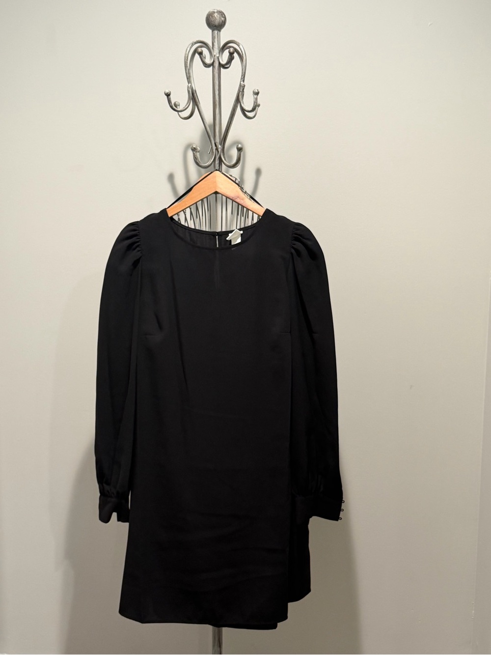 H&M Black Long-Sleeve Puff Shoulder Shift Dress